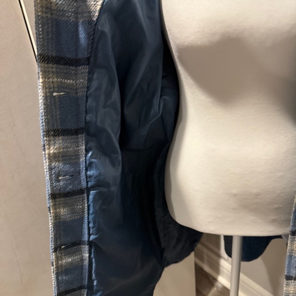 American Eagle Outfitters Blue Plaid Women's Jacket - Picture 8 of 11